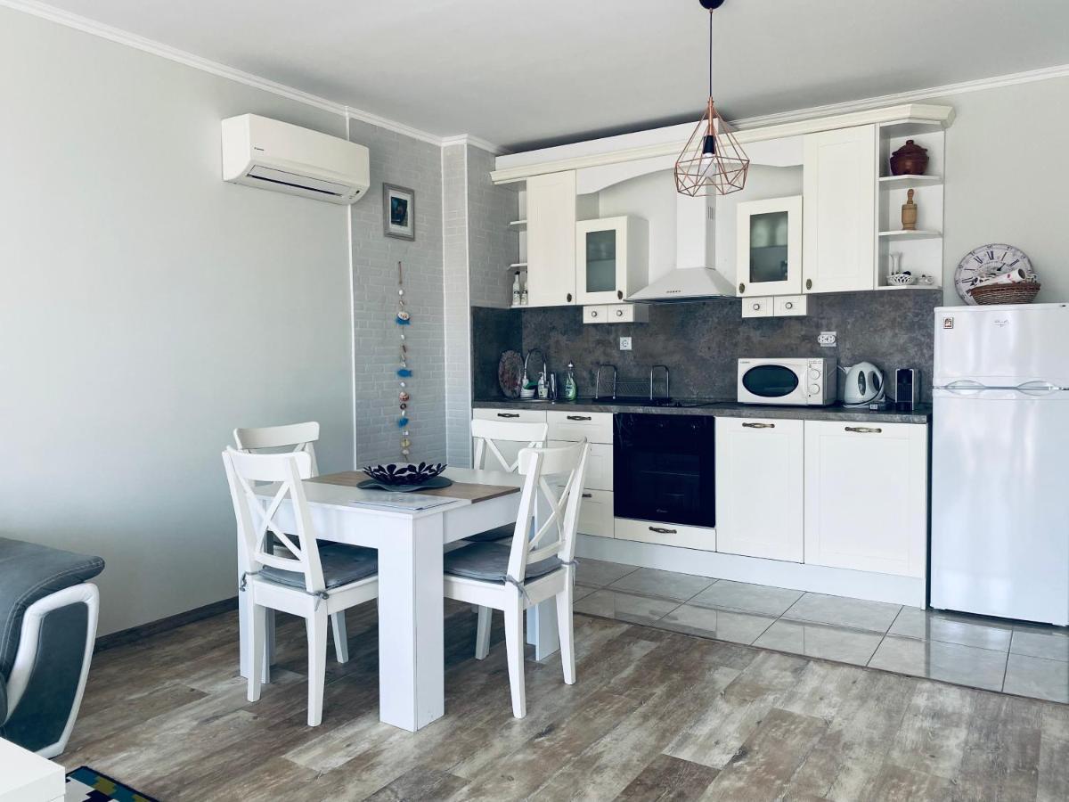 Apartments In Complex Sunny Island Deluxe Chernomorets Exterior foto