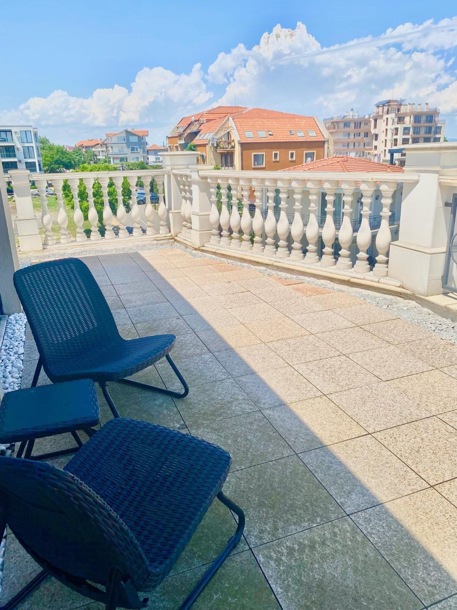 Apartments In Complex Sunny Island Deluxe Chernomorets Exterior foto